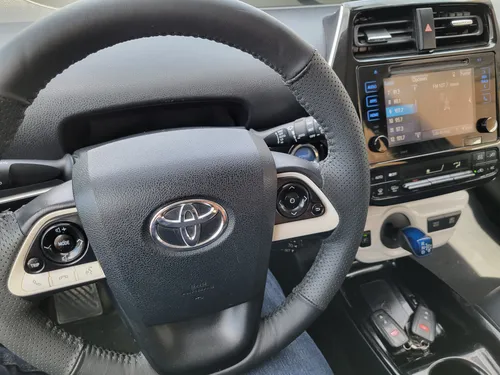 Toyota Prius 1.8 Premium Cvt
