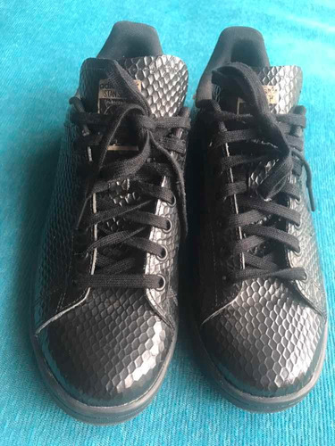 Zapatillas adidas Mujer Negra Stan Smith Nro 40