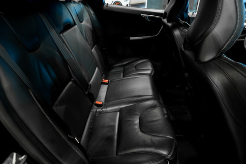 Volvo Xc60 T5 R-design 2014