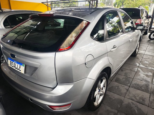 Ford Focus Focus 1.6 GL 16V FLEX 4P MANUAL