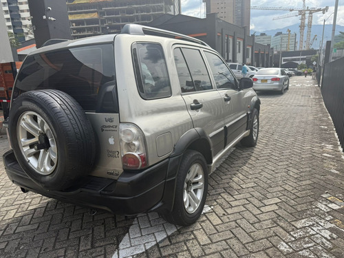 Chevrolet Grand Vitara 2.5 V6 Dohc