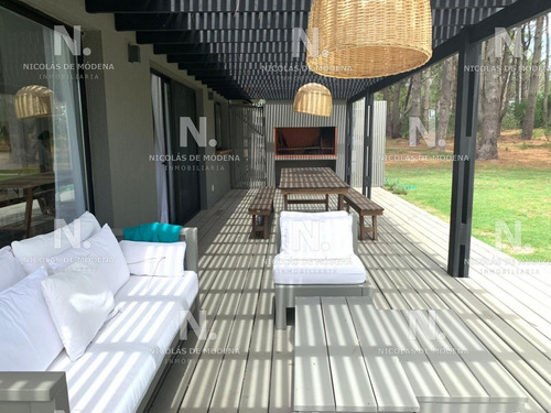 Espectacular Casa En Pinar Del Faro - Jose Ignacio- Ref: 5005