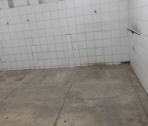 Imagen 4 de 6 de Local Comercial En Alquiler - Urb. Chacao