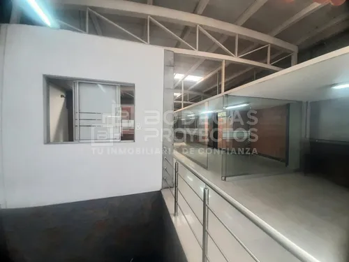 Arriendo Local En El Sector Central De La Minorista