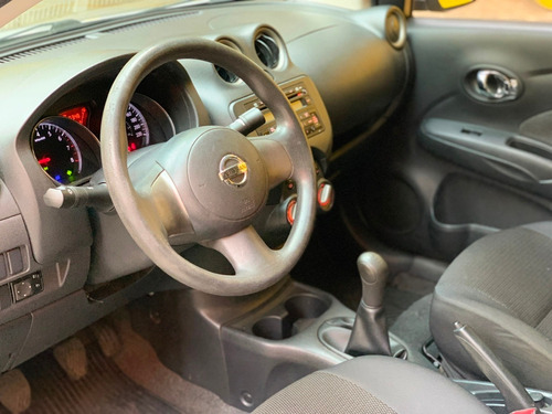 Nissan Versa Sl 1.6 Prata Impecável Metro Vila Prudente