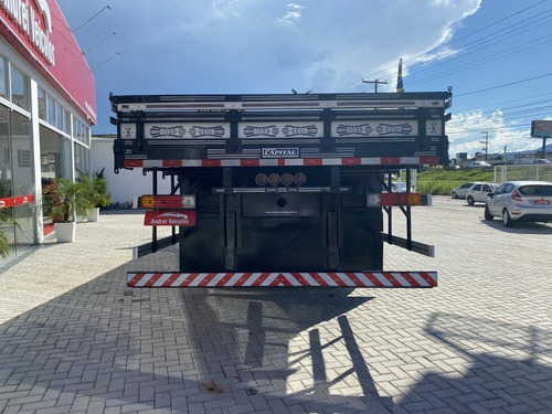 Mercedes-benz Atron 2324 6x2 Truck 2013