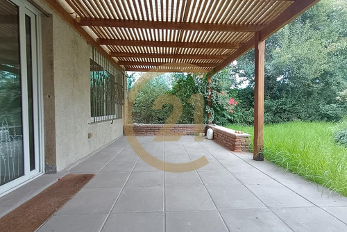 Arriendo Casa 2 Pisos - Las Condes