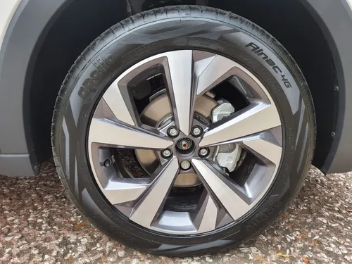 Volkswagen Taigun 1.0 Tsi Comfortline At