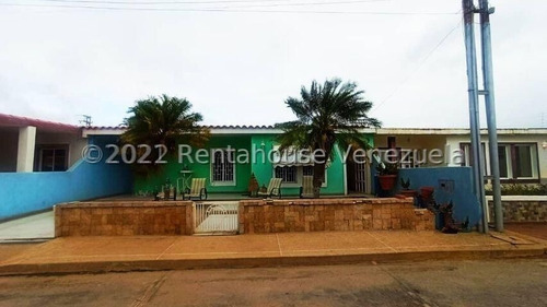 Imagen 12 de 12 de Linda Y Amplia Casa En Puerta Maraven Punto Fijo Falcon