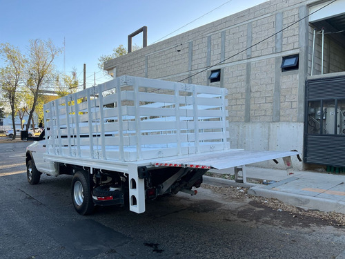 RAM 4000 5.7 Chasis Cabina Pl 4x2 Mt