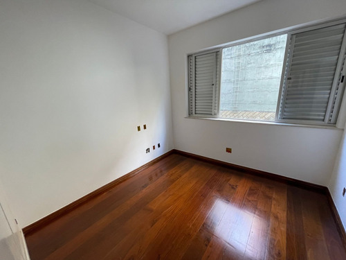 Imagem 5 de 13 de Apto Sion | 4 Quartos | 150 M² | Cond: R$1300.00 | 2 Vagas - B1ojbo