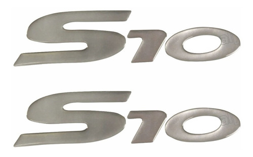 Par Emblema Adesivo Resinado Chevrolet S10 Lateral Prata Fgc