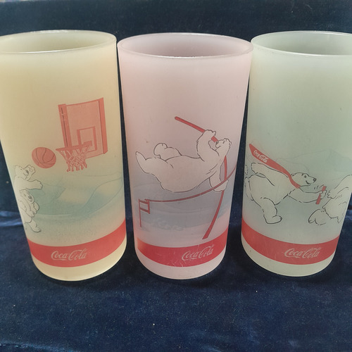 Lote De 3 Vasos De Coca Cola Varios (Usado)