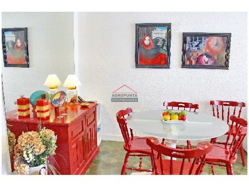 Apartamento En Peninsula, 2 Dormitorios *- Ref: 2926