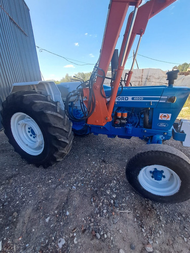 Tractor Ford 4600 Con Implemento Montacargas/pala Envíos
