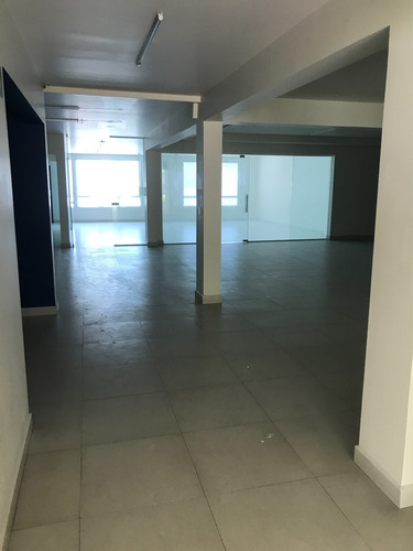 Casa Con Uso De Suelo Comercial Y Para Oficina En Polanco