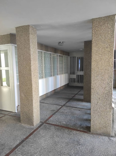 Imagen 2 de 15 de En Venta Espectacular Apartamento En Urb. Monte Bello. Carrizal Rzx