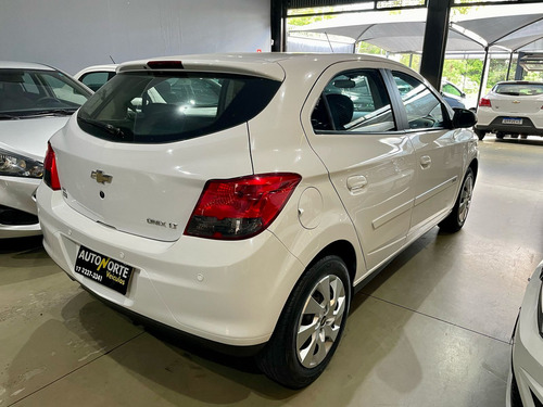 Chevrolet Onix Onix 1.4 LT SPE/4