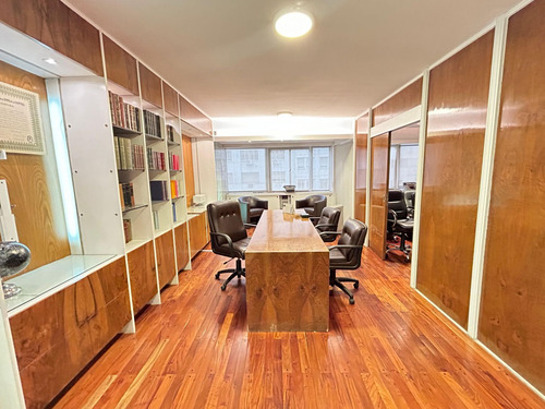 Venta Oficina 180m2 Microcentro