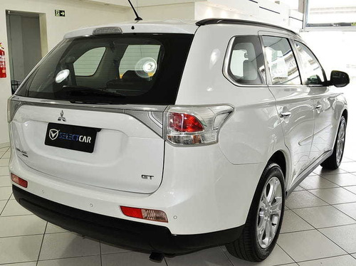 Mitsubishi Outlander 4x4 3.0 Gt 240cv 2015