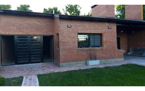 Imagen 9 de 18 de Casa En Alquiler Temporario Funes Town