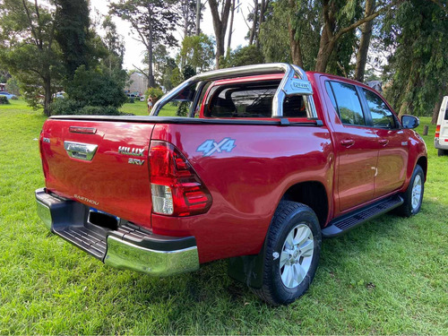 Toyota Hilux 2.8 Cd Srv 177cv 4x4 At 2018
