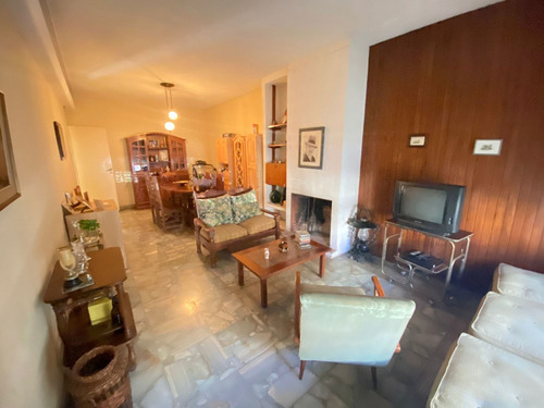 Imagen 19 de 25 de Venta Casa Quilmes Oeste 3 Amb Jardin Y Cochera