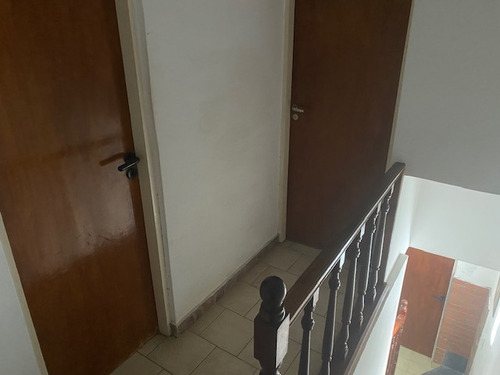 Vendo Tríplex, A Dos Cuadras Y Media De La Playa Y Siete Cuadras Del Centro, Zona Muy Tranquila, Dueño Directo, Escucho Ofertas, No Permuto.-