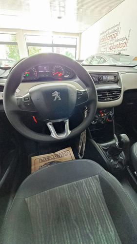 Peugeot 2008 1.6 Active