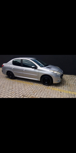 Imagem 1 de 8 de Peugeot 207 Passion 2012 1.4 Xr Flex 4p
