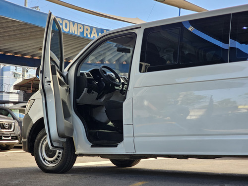 Volkswagen Transporter 2.0 Pasajeros Mt 140 hp