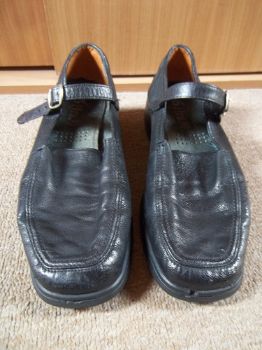 Zapato De Mujer Negro Pollini 16 Hrs, Talla 39