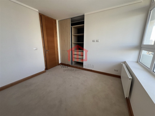 Depto De Lujo En Arriendo 2 Estac. - Sector La Foresta