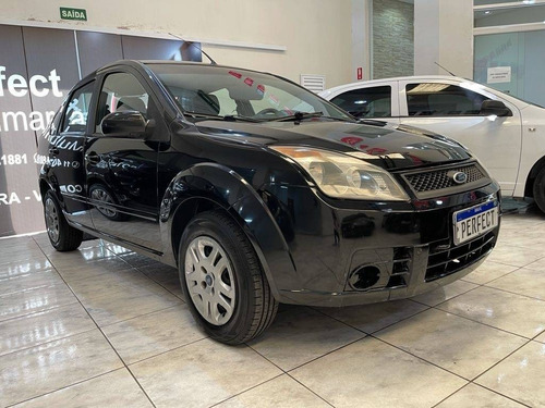 Imagem 7 de 9 de Ford Fiesta 1.6 Mpi Class Sedan 8v Flex 4p Manual