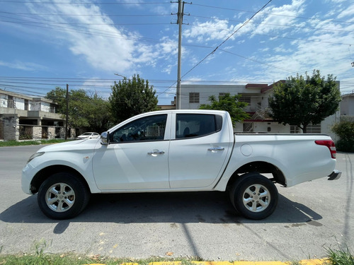 Mitsubishi L200 2.5 Di-d Cabina Doble 4x4 Mt