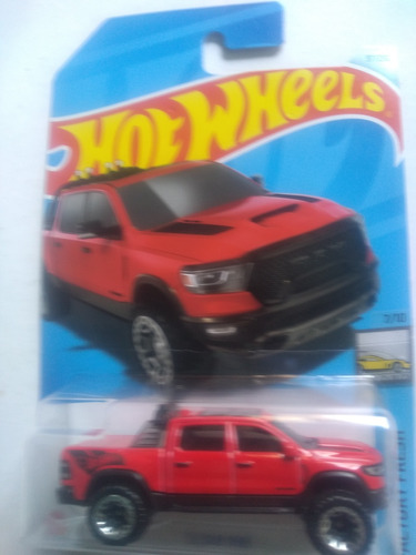 Carrito A Escala Dodge Ram 1500 2023 Roja Hot Wheels Pick Up