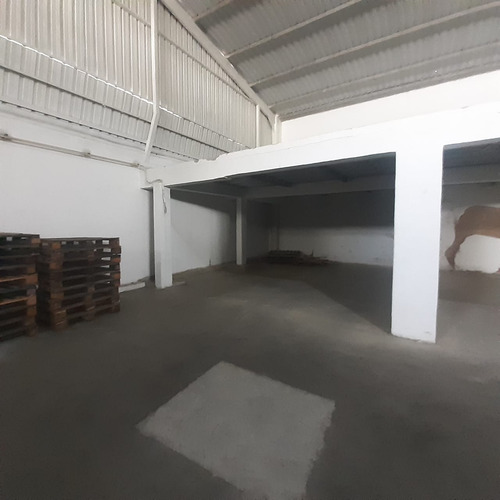Galpón Industrial En Venta La Quizanda Valencia Dayana S.