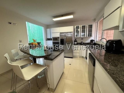 Tm.- Hermosa Casa Multinivel Con Vista Al Avila.- #25-13194
