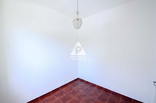 Imagem 12 de 25 de Casa No Humaitá Com 2 Quartos E 1 Vaga - 22262