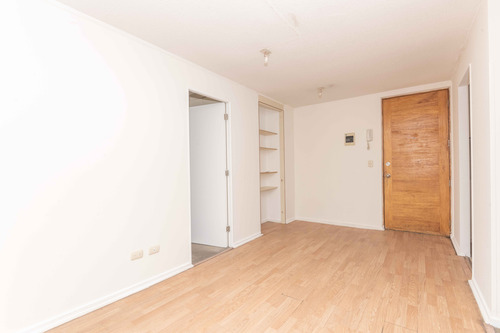 Edificio Santa Elena (1 Est. 1 Bod.) Vista Poniente Piso 18