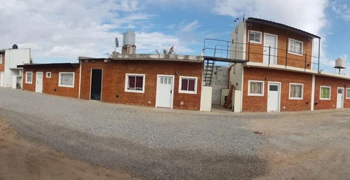 Venta En Bloque 8 Dptos + Galpón - S.antonio Areco