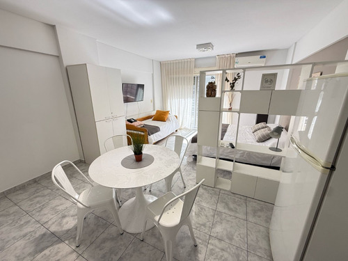 Venta Departamento Monoambiente Muy Luminoso Zona Palermo / Recoleta Hospital De Niños General Gutiérrez