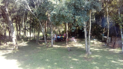 Casa En Venta - 2 Dormitorios 1 Baño - Cocheras - 10.000mts2 - Misiones