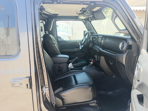 Jeep Wrangler 3.6 Unlimited Sahara 4x4 At