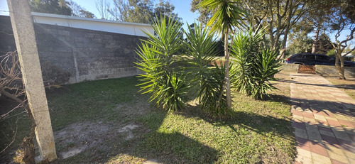 Casa 2 Dormitorios Con Terreno De 1200 Metros ^ Y Contenedor