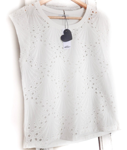 Musculosa Broderie Calado