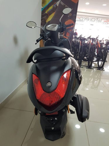 Imagen 9 de 18 de Yamaha Fascino 125cc Scooter En Stock
