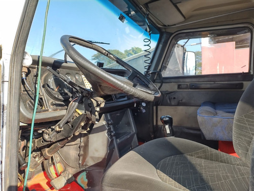 Imagem 6 de 13 de Volvo Nl10 Toco 340 1994 Scania