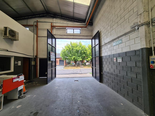 Imagen 4 de 12 de Galpón Industrial 357 M² C/ Oficinas- San Justo
