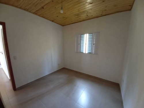 1.000 M², Casa Em Construção, Com 02 Dormitórios E Piscina !